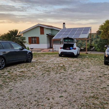 La Valle Incantata - Immerso Nel Verde A 10 Minuti Dal Mare Apartamento Sássari Exterior foto