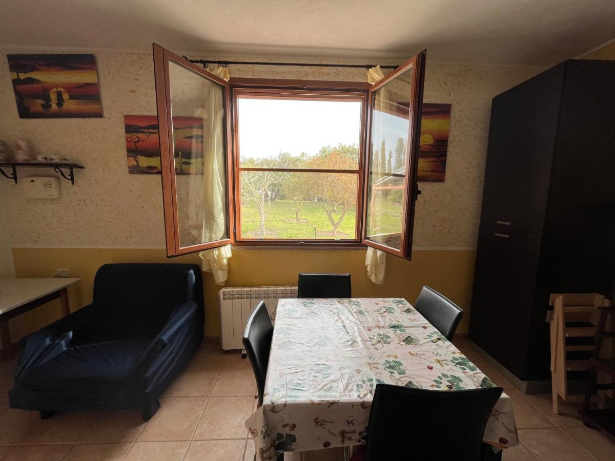 La Valle Incantata - Immerso Nel Verde A 10 Minuti Dal Mare Apartamento Sássari Exterior foto