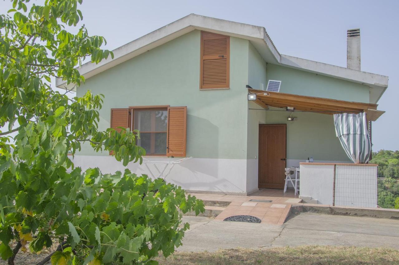 La Valle Incantata - Immerso Nel Verde A 10 Minuti Dal Mare Apartamento Sássari Exterior foto