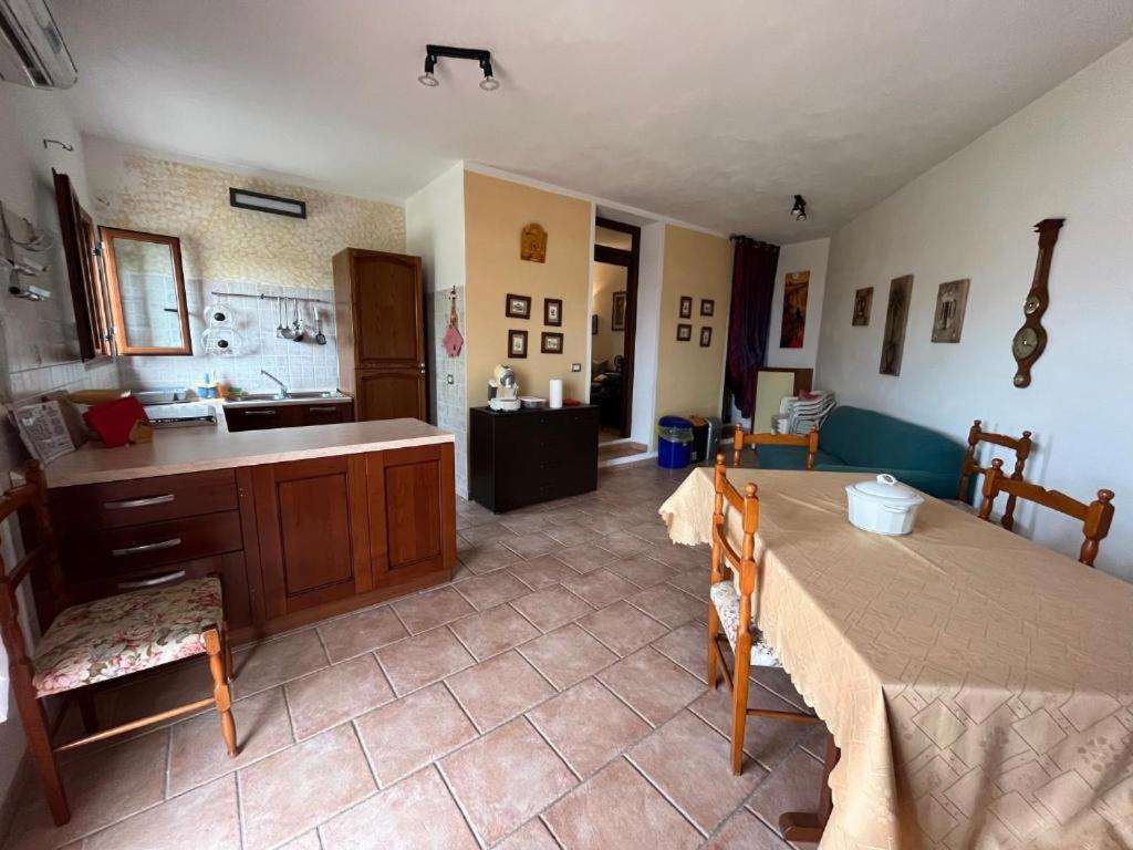 La Valle Incantata - Immerso Nel Verde A 10 Minuti Dal Mare Apartamento Sássari Exterior foto